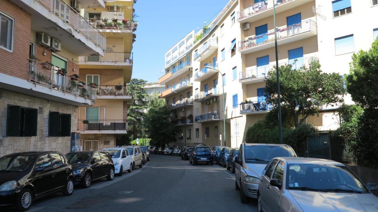 Spacious Panoramic Apartment - Half Way Center-Vomero District Neapol Exteriér fotografie